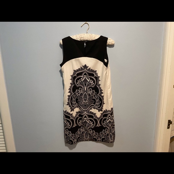 New York & Company Dress - Picture 8 of 8